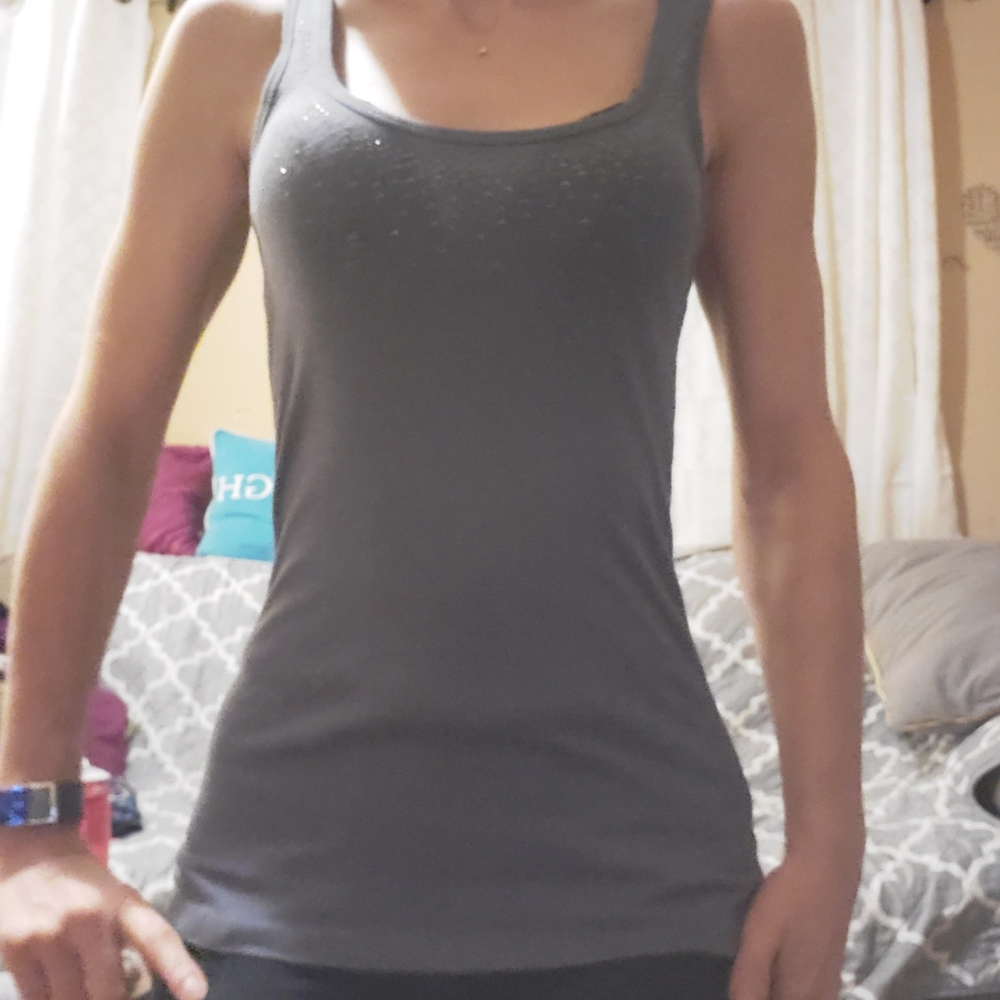 Comfy gray sparkly fitted tank